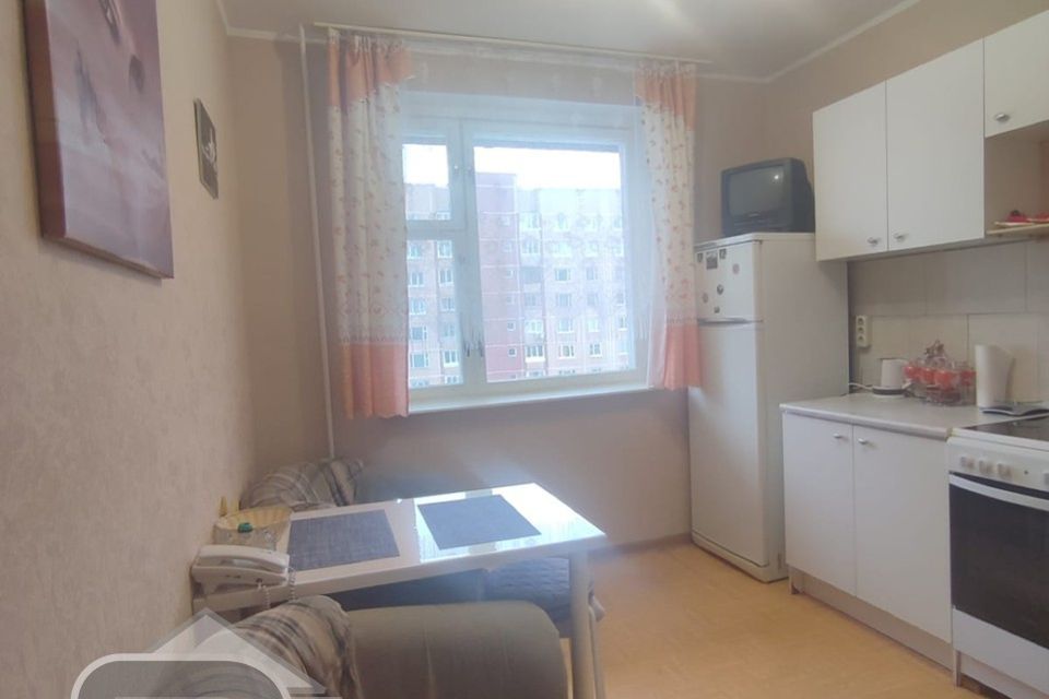 Продаётся 1-комнатная квартира, 39.3 м²