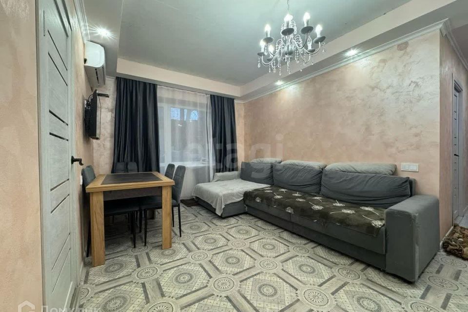 Продаётся 4-комнатная квартира, 59 м²