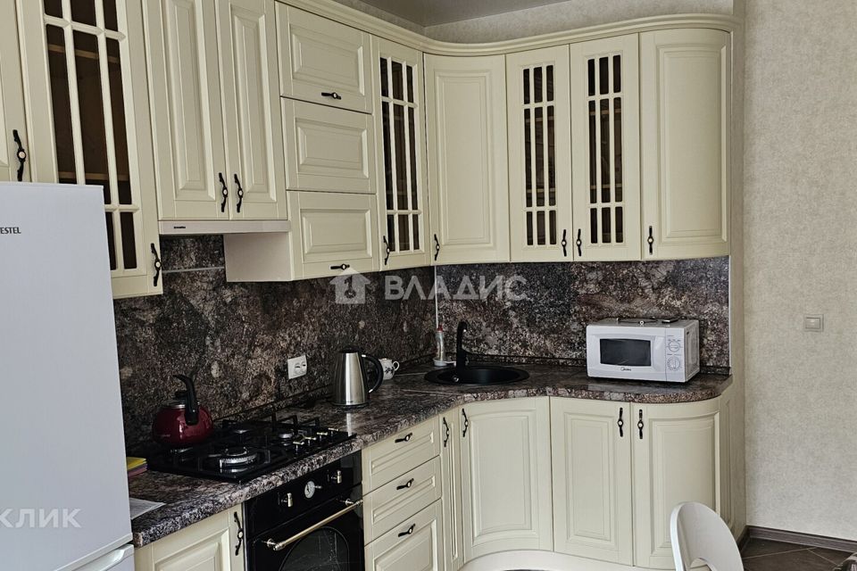 Сдаётся 1-комнатная квартира, 43 м²