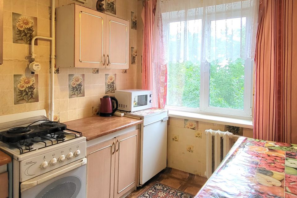 Продаётся 3-комнатная квартира, 59.9 м²