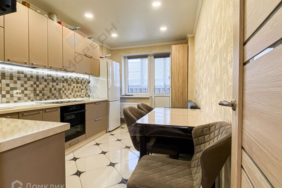 Продаётся 1-комнатная квартира, 37.6 м²