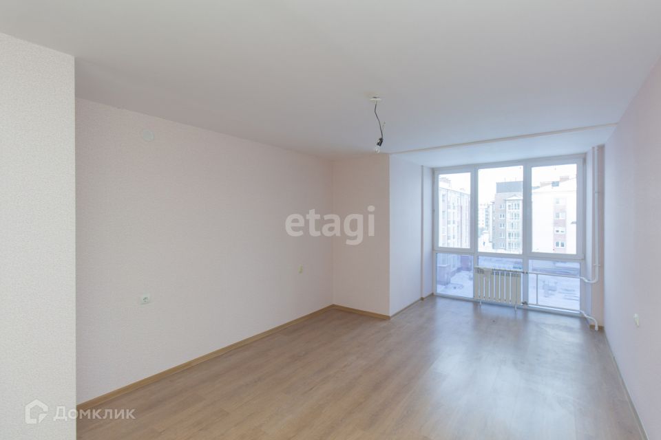 Продаётся 2-комнатная квартира, 73.2 м²