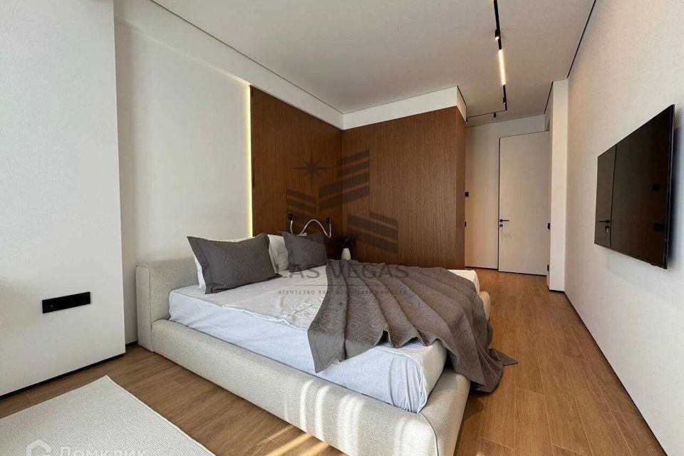 Сдаётся 2-комнатная квартира, 80 м²