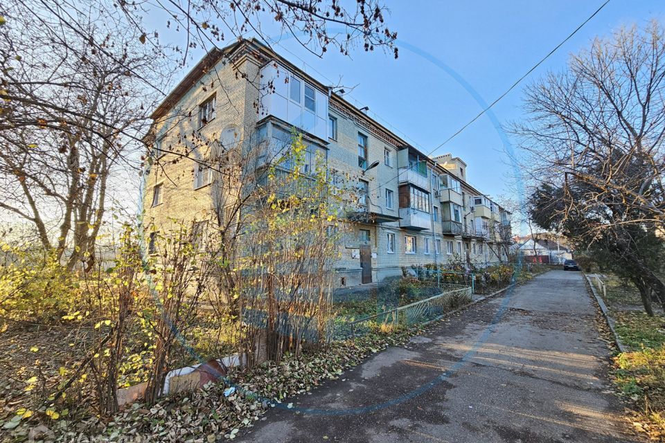 Продаётся 3-комнатная квартира, 52.3 м²