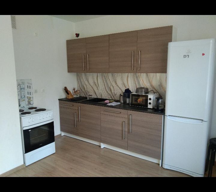 Продаётся 1-комнатная квартира, 42.7 м²