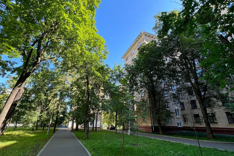 Продаётся 1-комнатная квартира, 50.5 м²