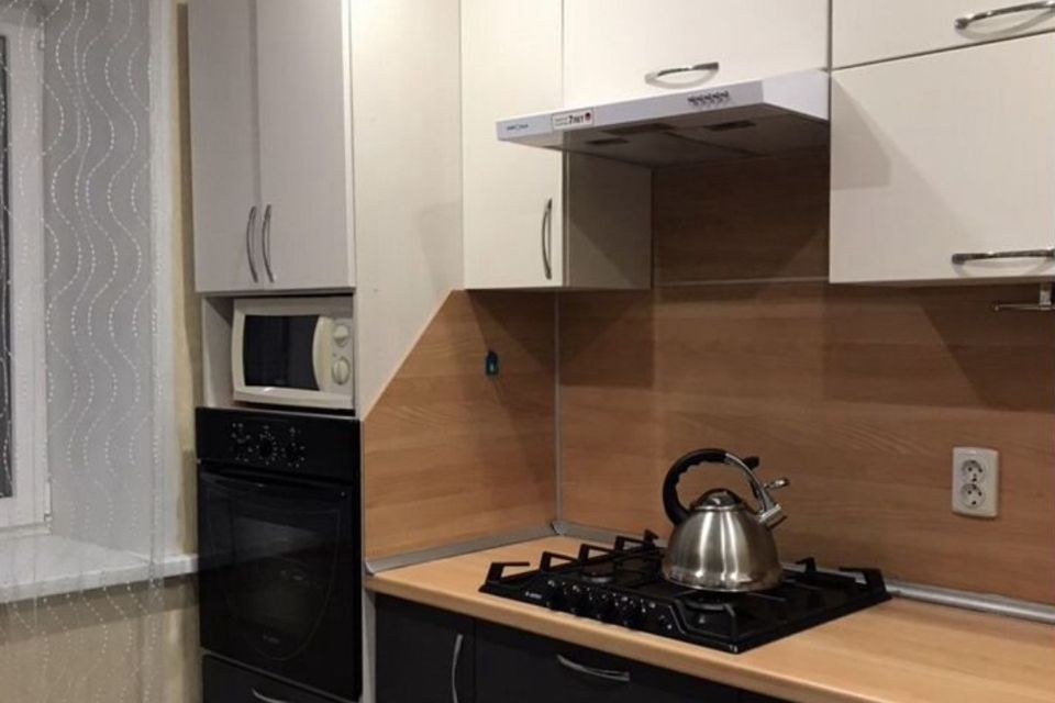 Продаётся 3-комнатная квартира, 60.6 м²