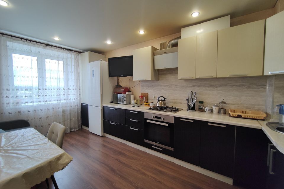Продаётся 2-комнатная квартира, 64 м²