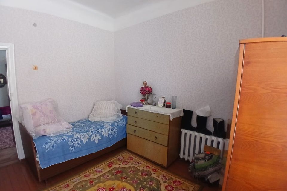 Продаётся 3-комнатная квартира, 60.4 м²