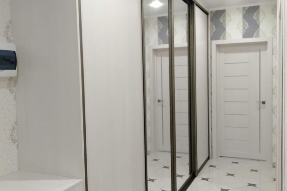 Продаётся 2-комнатная квартира, 66.3 м²