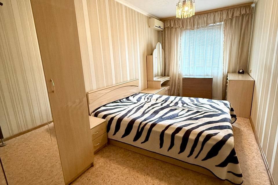 Продаётся 3-комнатная квартира, 57.6 м²