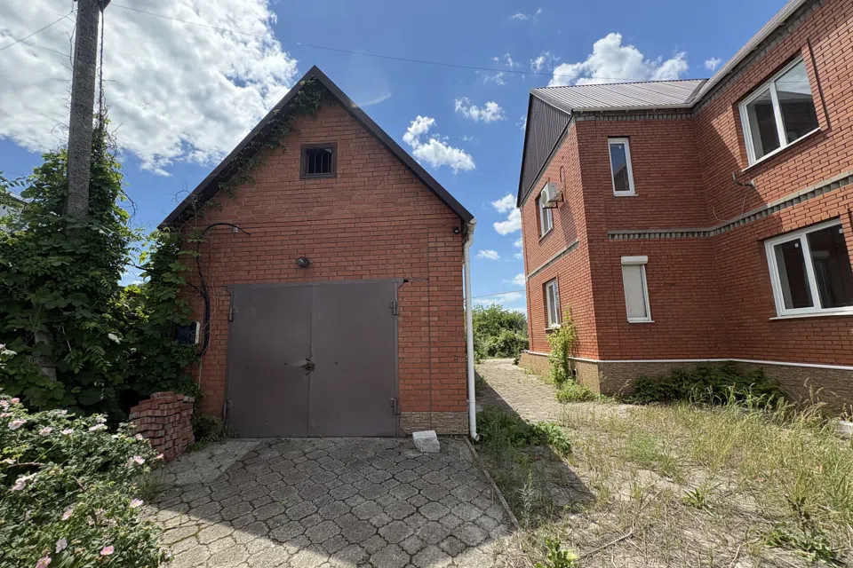 Продаётся 2-этажный дом, 266.5 м²