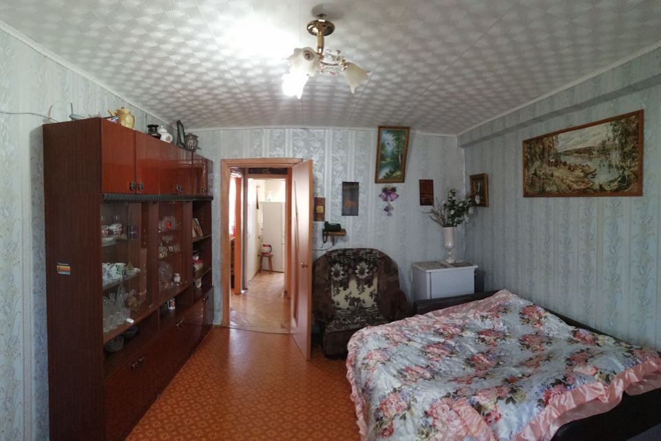 Продаётся 3-комнатная квартира, 59.7 м²