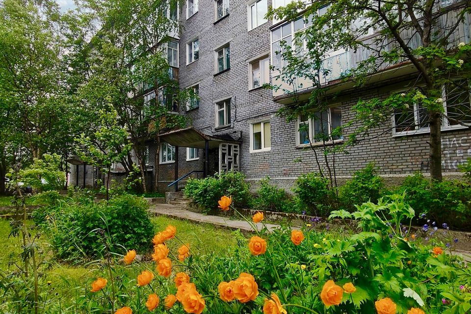 Продаётся 3-комнатная квартира, 51.3 м²