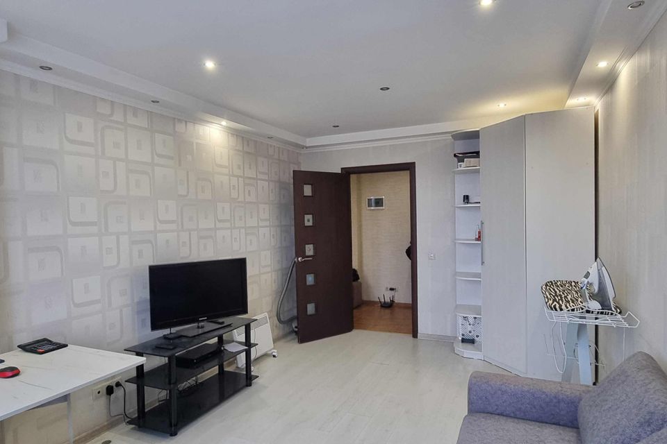 Продаётся 1-комнатная квартира, 36.8 м²
