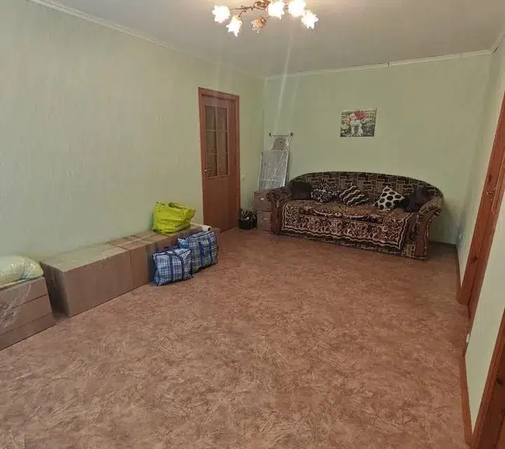 Продаётся 4-комнатная квартира, 61 м²