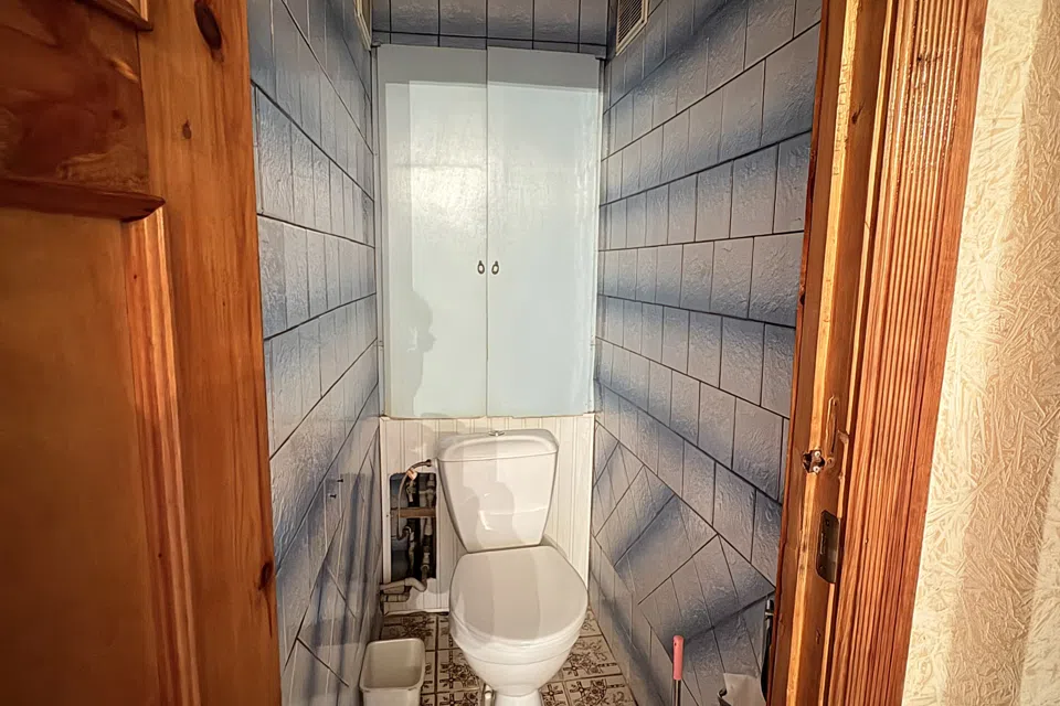 Продаётся 4-комнатная квартира, 104 м²