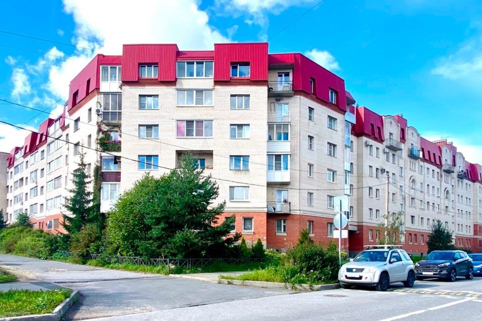 Продаётся 3-комнатная квартира, 106 м²