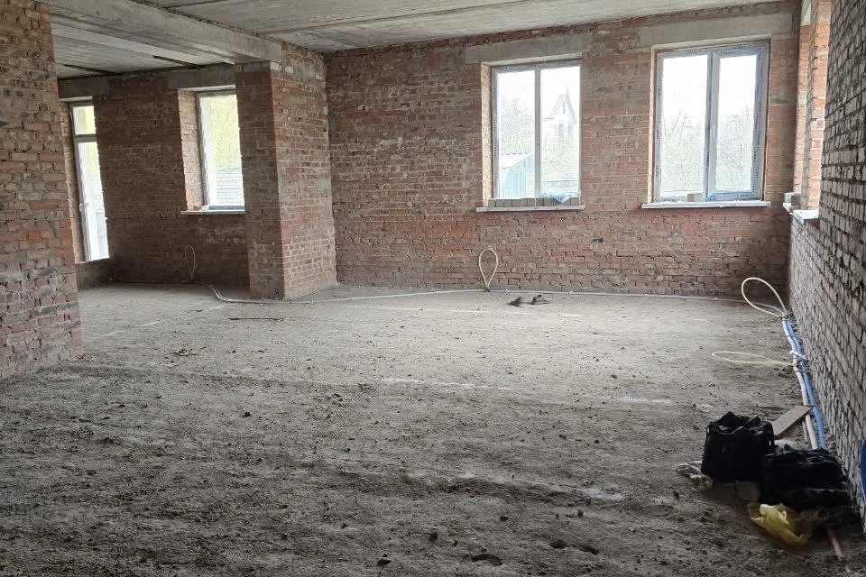 Продаётся 3-комнатная квартира, 170.4 м²
