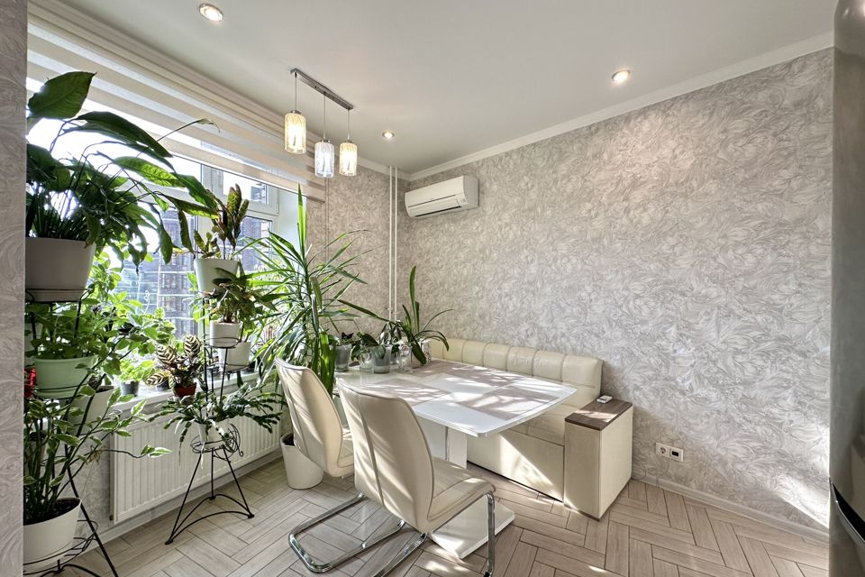 Продаётся 3-комнатная квартира, 58.3 м²