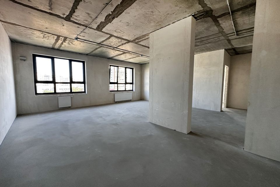Продаётся 3-комнатная квартира, 100.3 м²