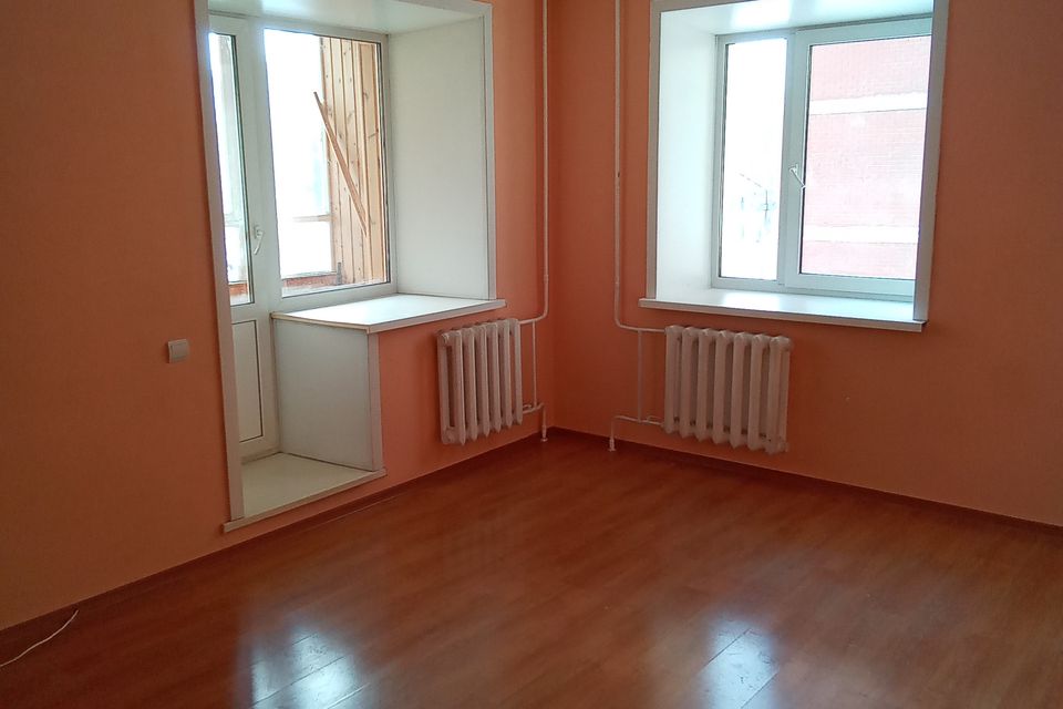 Продаётся 2-комнатная квартира, 60 м²
