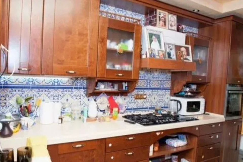 Продаётся 4-комнатная квартира, 97 м²