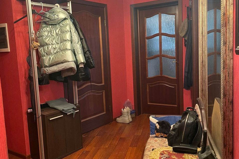 Продаётся 4-комнатная квартира, 83.9 м²