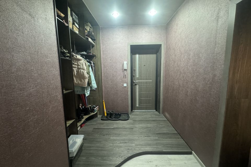 Продаётся 3-комнатная квартира, 70 м²
