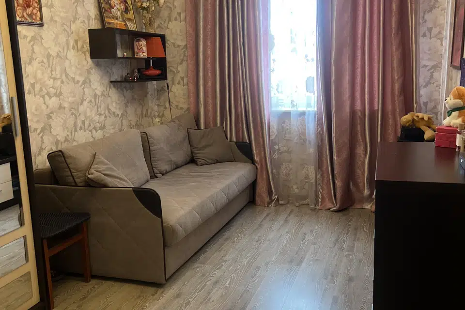 Продаётся 4-комнатная квартира, 89.3 м²