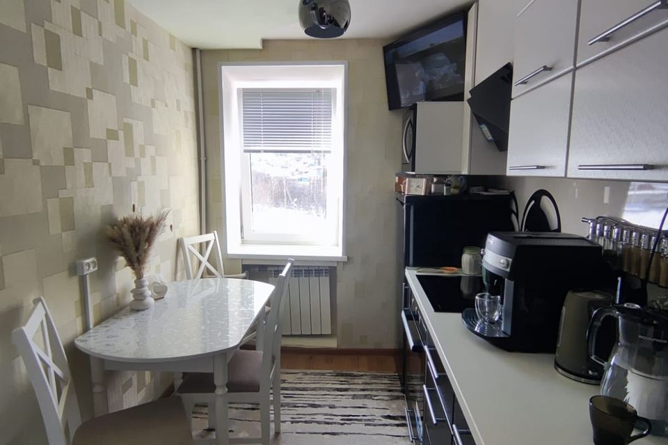 Продаётся 3-комнатная квартира, 62.1 м²