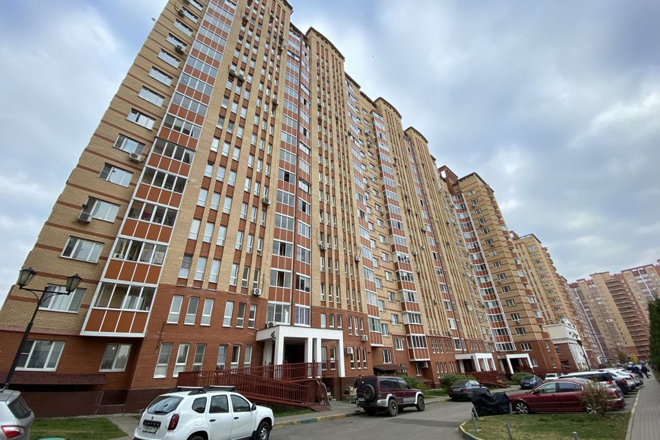 Продаётся 2-комнатная квартира, 62.8 м²