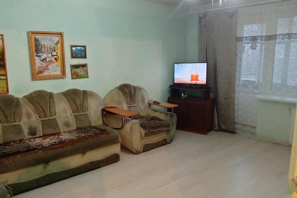 Сдаётся 2-комнатная квартира, 57 м²