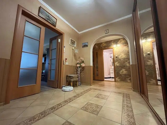 Продаётся 2-комнатная квартира, 73 м²