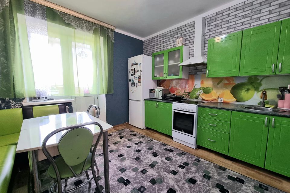 Продаётся 1-комнатная квартира, 42.4 м²