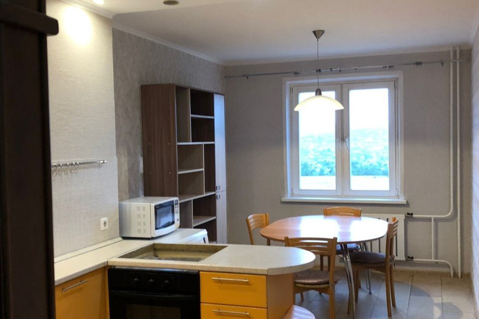 Продаётся 3-комнатная квартира, 71.2 м²