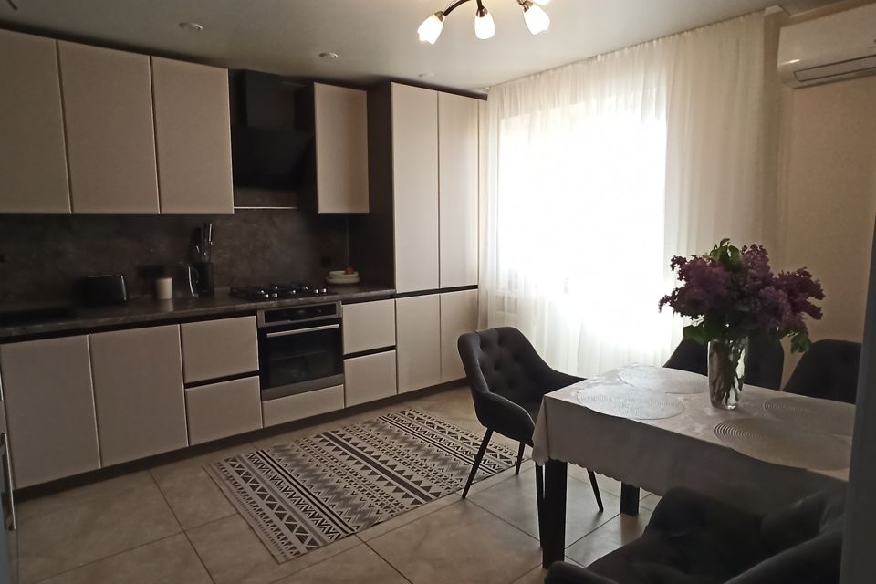 Продаётся 3-комнатная квартира, 86 м²