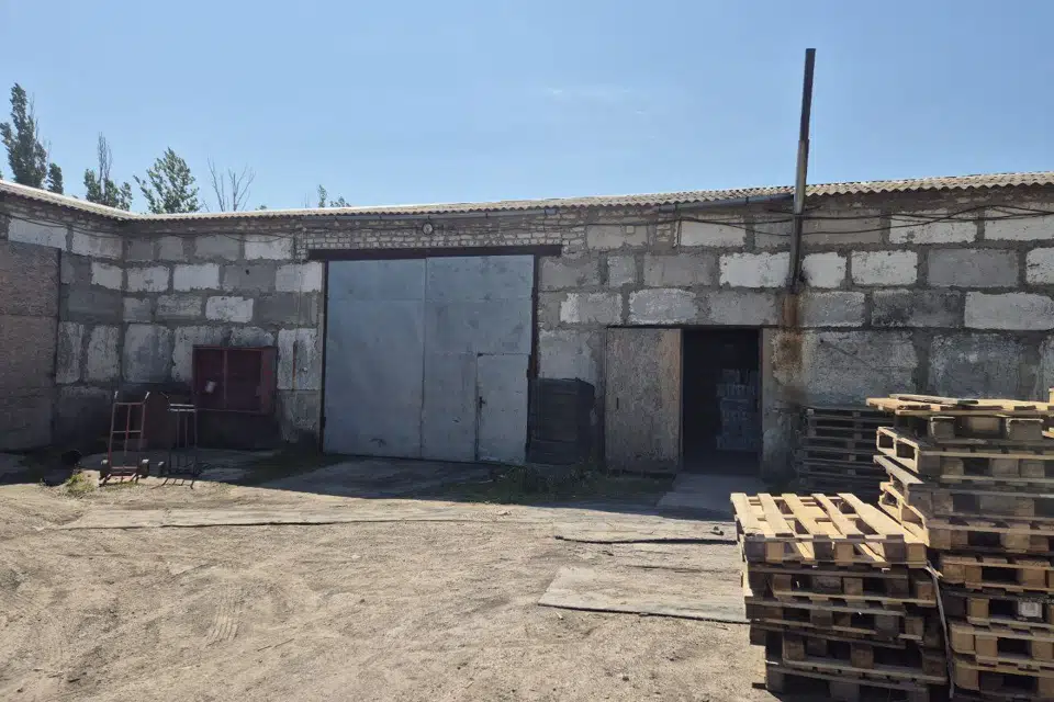 Продаётся помещение своб. назначения, 1340 м²