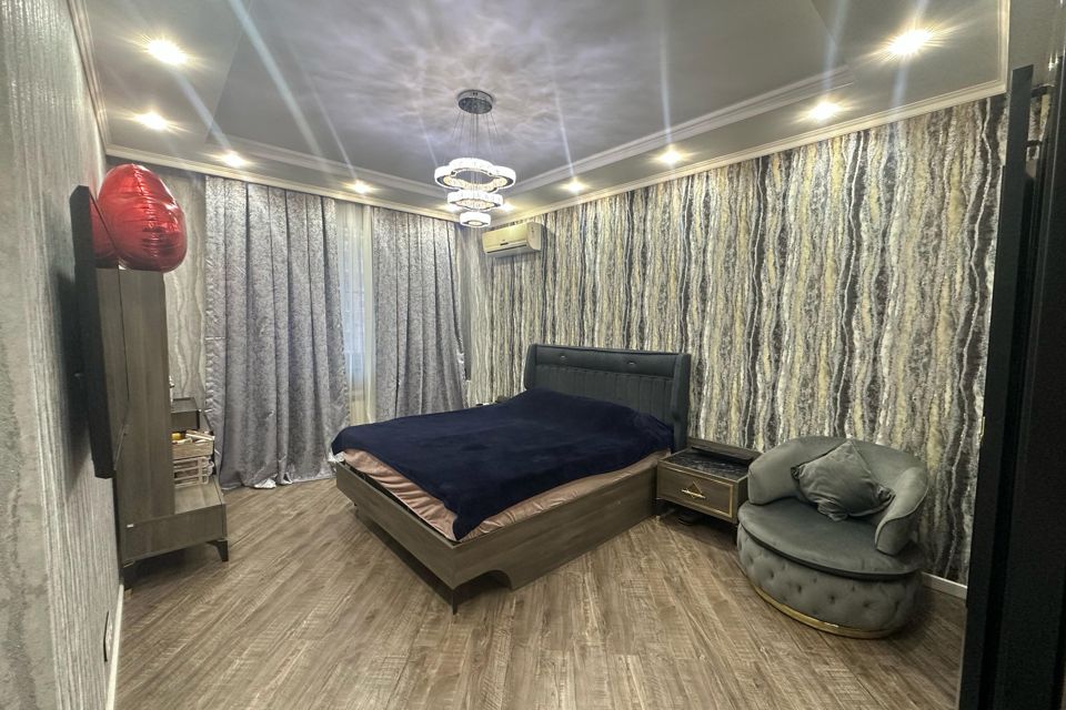 Продаётся 3-комнатная квартира, 115.3 м²