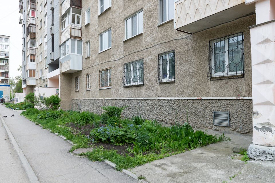 Продаётся 3-комнатная квартира, 60.1 м²
