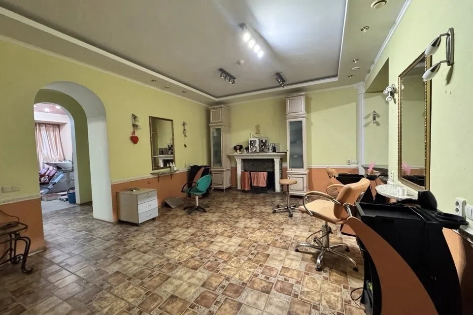 Продаётся помещение своб. назначения, 288 м²