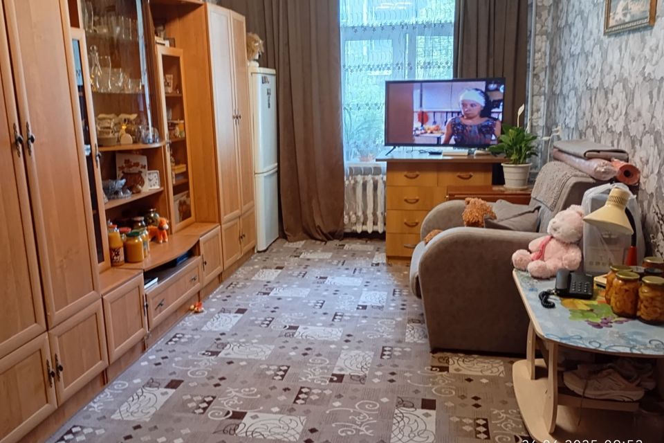 Продаётся 1-комнатная квартира, 37.8 м²
