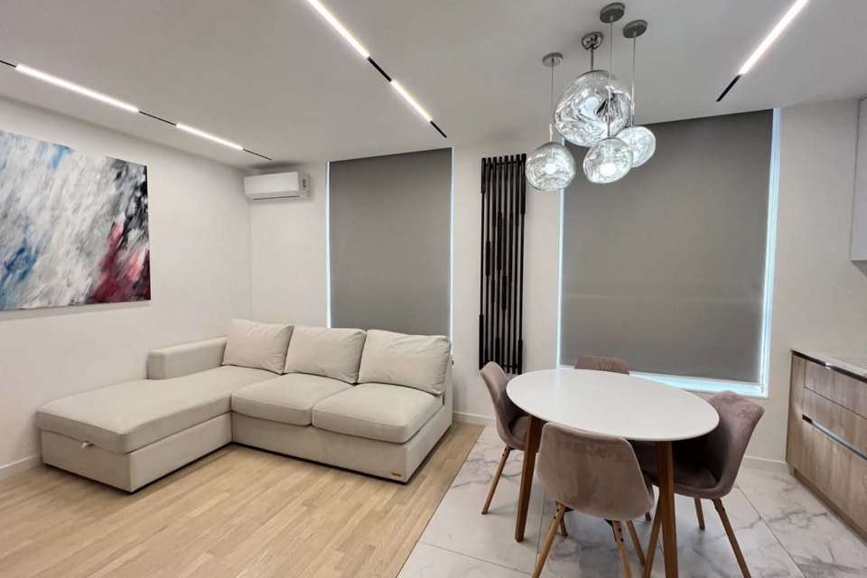 Продаётся 2-комнатная квартира, 59 м²