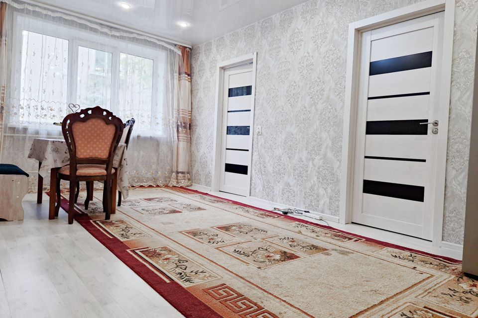 Продаётся 3-комнатная квартира, 49 м²