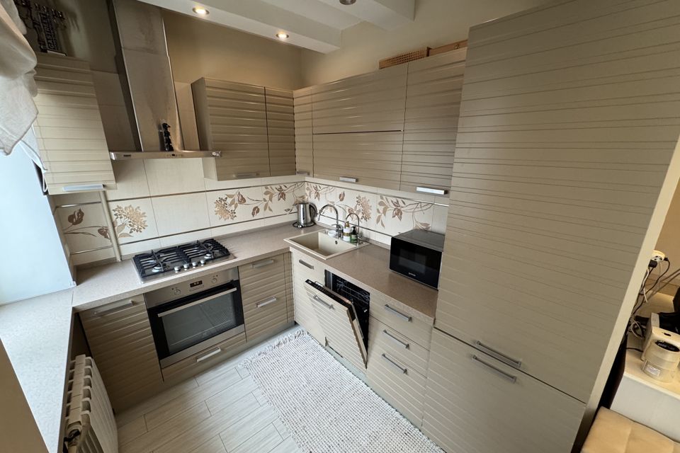 Продаётся 2-комнатная квартира, 43.5 м²