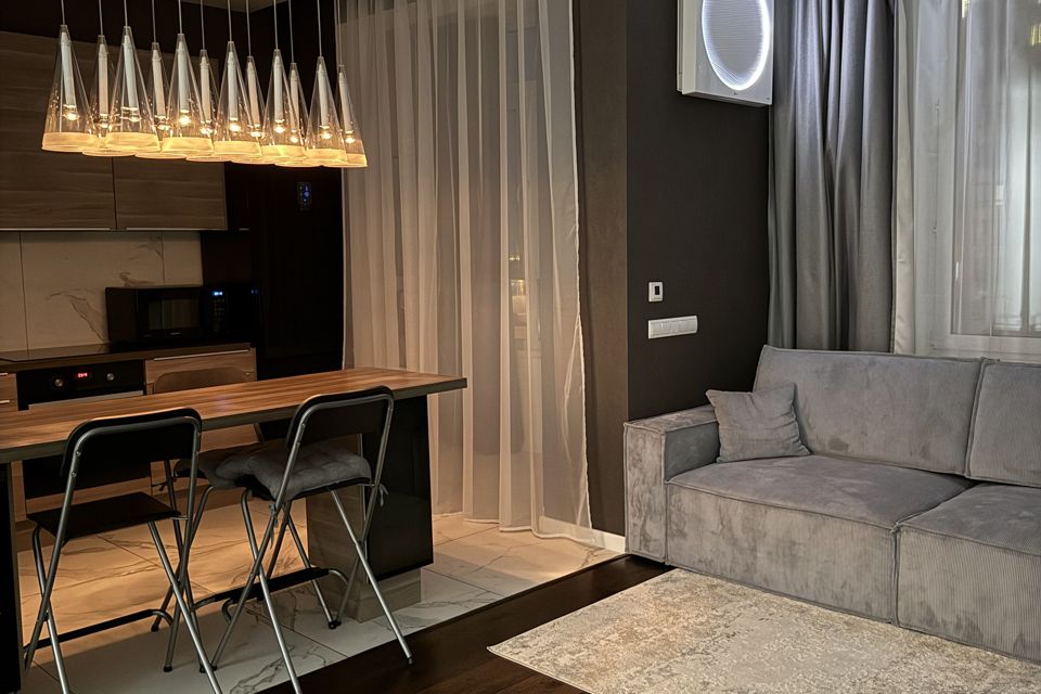 Продаётся 2-комнатная квартира, 62.2 м²