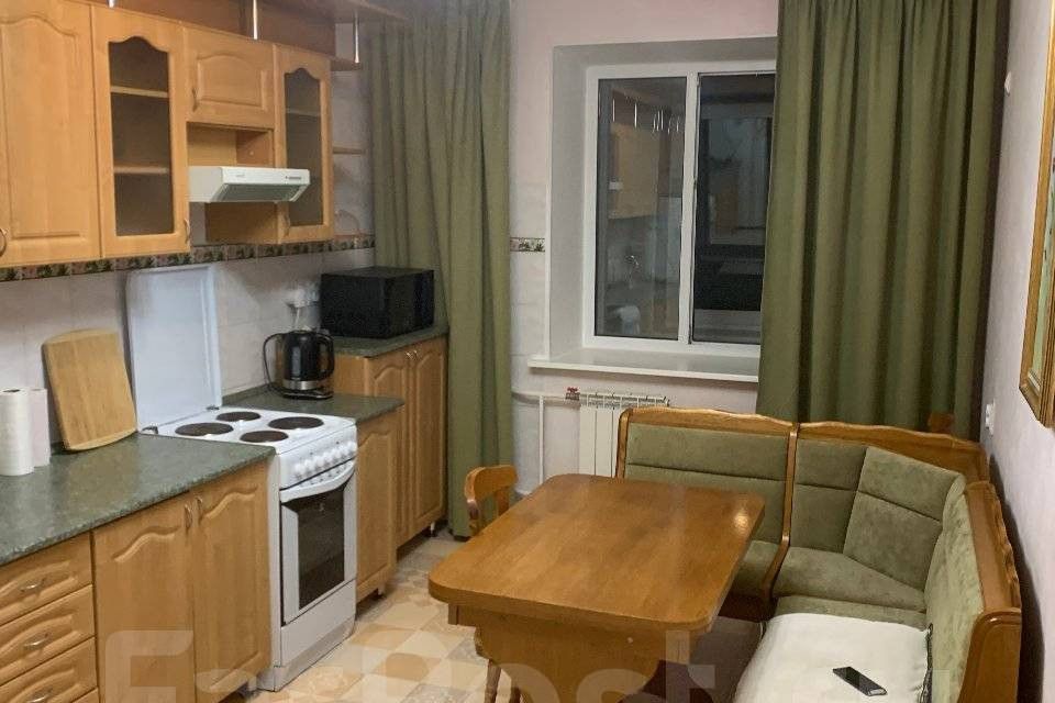 Сдаётся 1-комнатная квартира, 35 м²