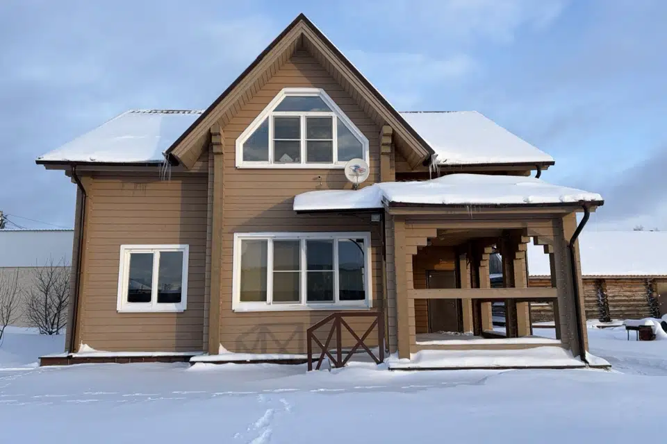 Продаётся 2-этажный дом, 153.6 м²