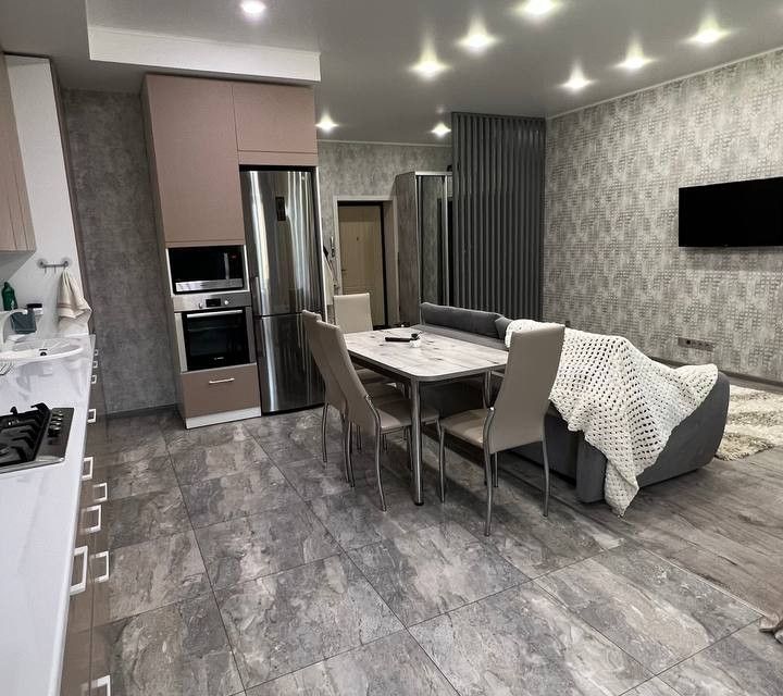 Продаётся 2-комнатная квартира, 71.2 м²