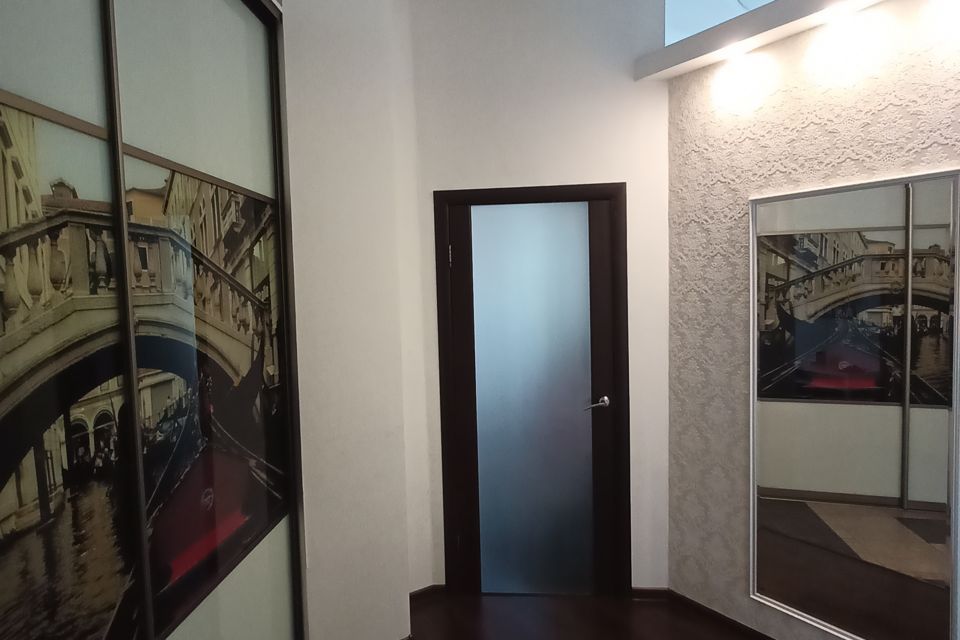 Продаётся 2-комнатная квартира, 61.7 м²